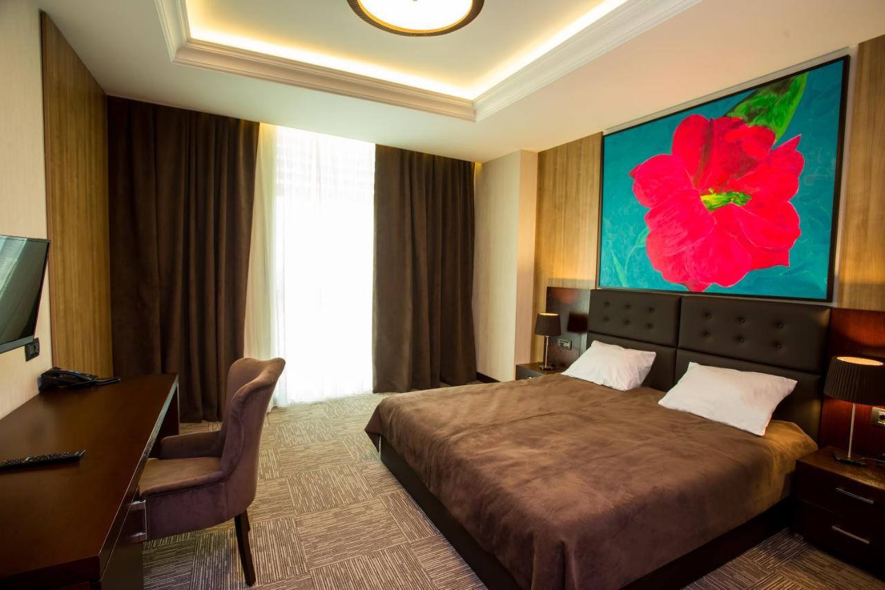Azpetrol Hotel 구사르 외부 사진