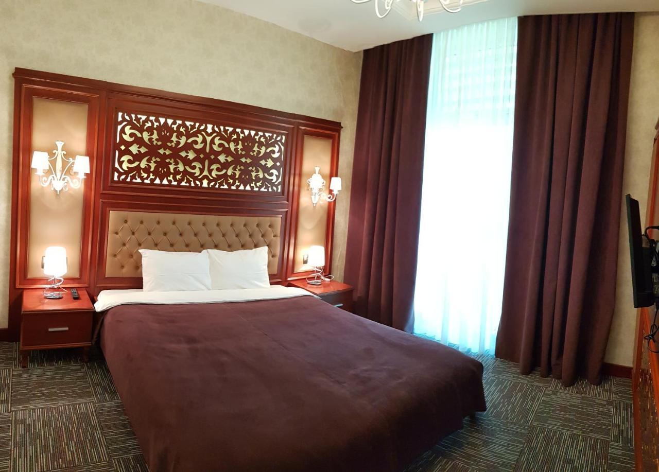 Azpetrol Hotel 구사르 외부 사진
