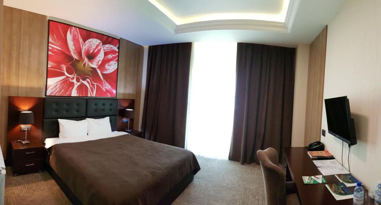 Azpetrol Hotel 구사르 외부 사진